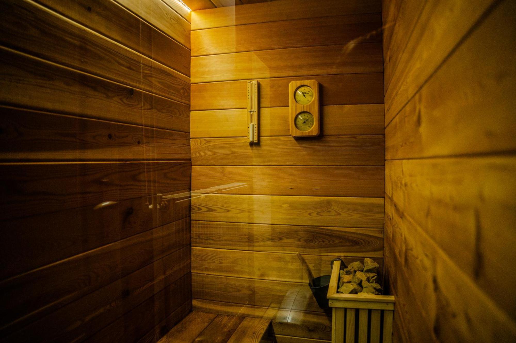 Plaza La - Night And Spa سريمسكا ميتروفيكا المظهر الخارجي الصورة
